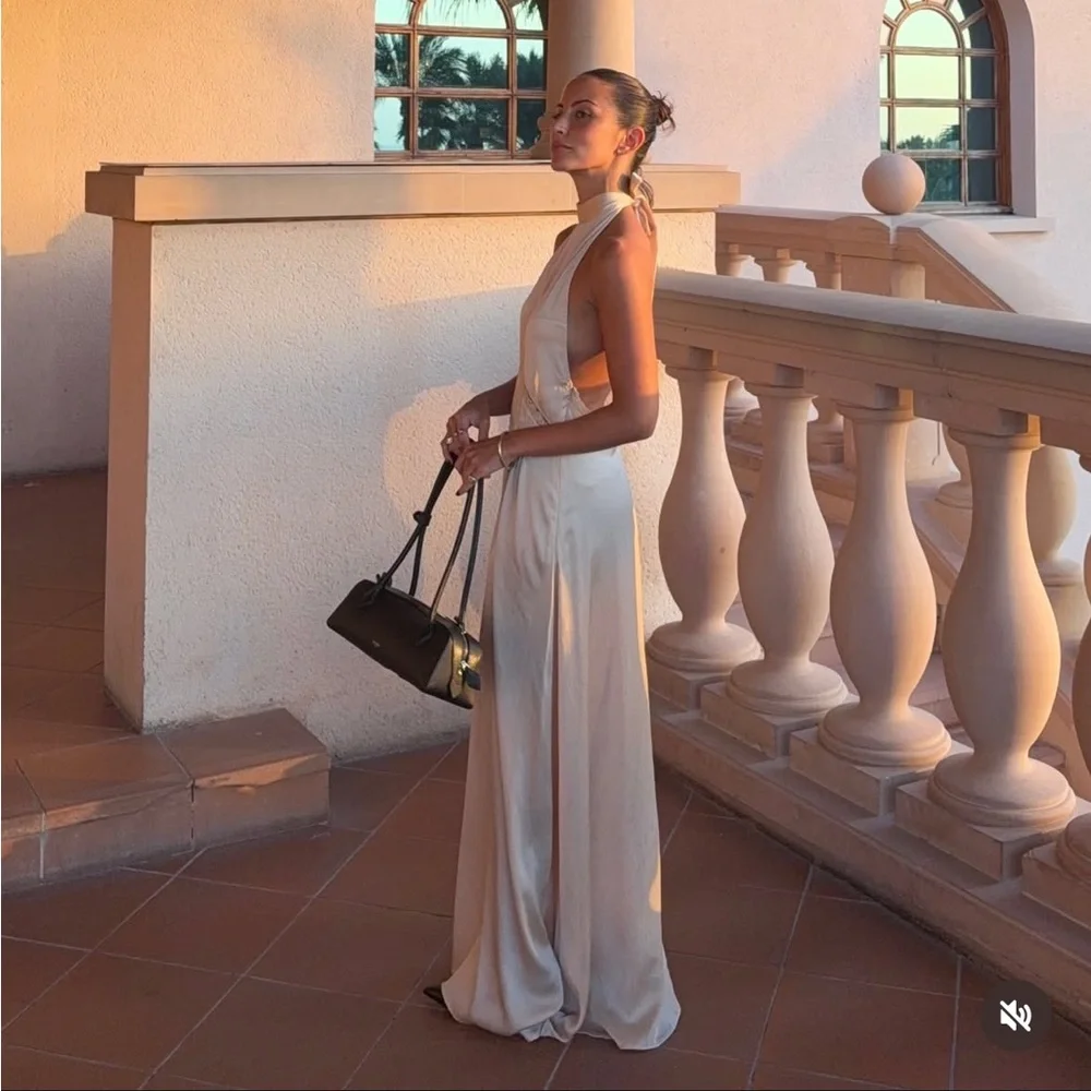 🆕(NWT) ZARA **VIRAL** Embroidered & Sequin Satin Midi/Maxi Dress. Size MEDIUM - Picture 8 of 16